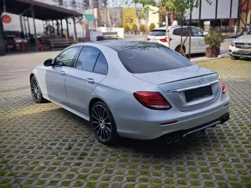 Mercedes-Benz AMG E 53 Mild Hybrid 4M