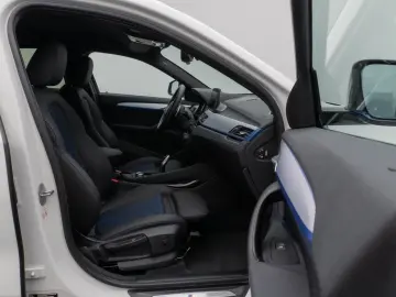 BMW X2 xD20i M Sport Kamera HUD DAB Navi  Alarm 19