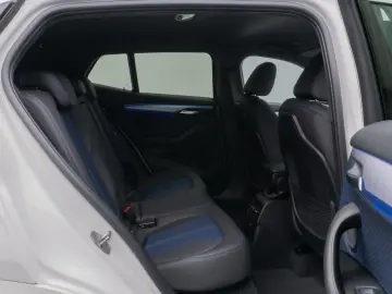 BMW X2 xD20i M Sport Kamera HUD DAB Navi  Alarm 19
