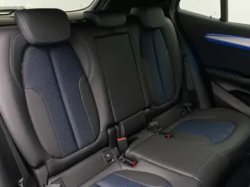BMW X2 xD20i M Sport Kamera HUD DAB Navi  Alarm 19