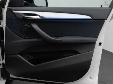BMW X2 xD20i M Sport Kamera HUD DAB Navi  Alarm 19