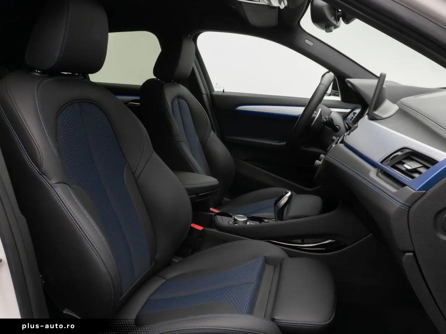 BMW X2 xD20i M Sport Kamera HUD DAB Navi  Alarm 19