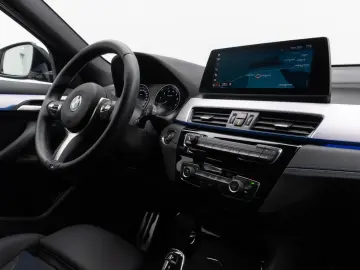 BMW X2 xD20i M Sport Kamera HUD DAB Navi  Alarm 19