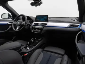 BMW X2 xD20i M Sport Kamera HUD DAB Navi  Alarm 19