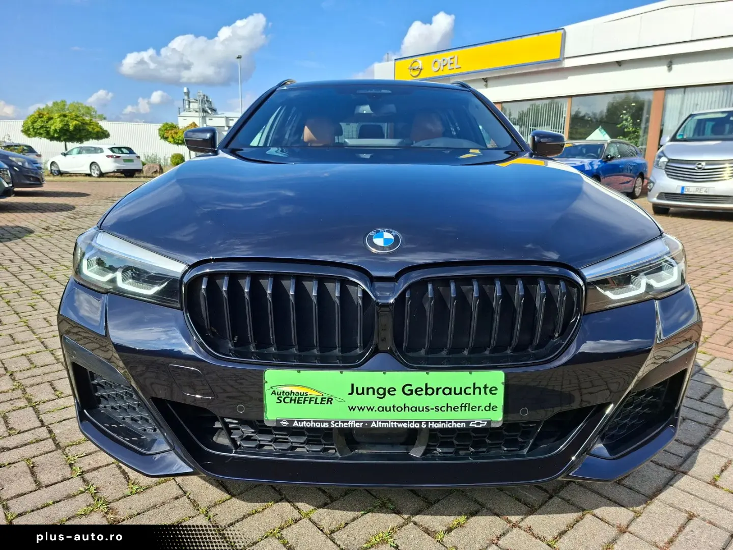 BMW 530d xDrive Touring M Sport HEAD-UP STD-HEIZ AHK