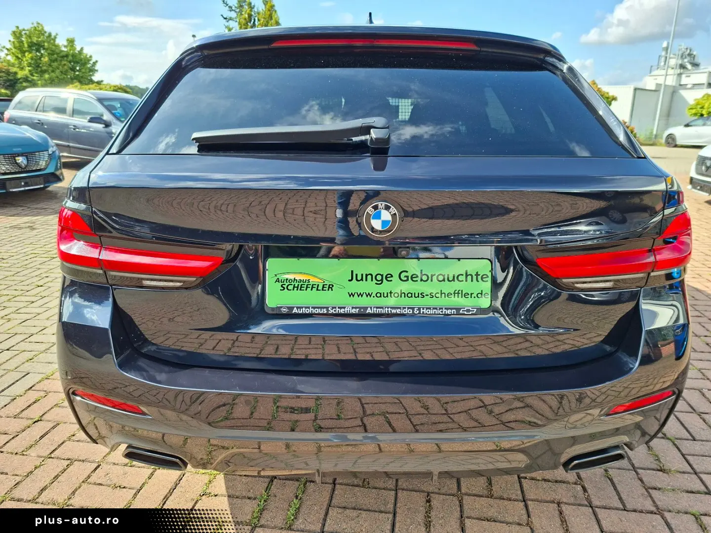 BMW 530d xDrive Touring M Sport HEAD-UP STD-HEIZ AHK