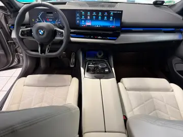 BMW 540 d xDrive M Sport H-Up 360  B&W