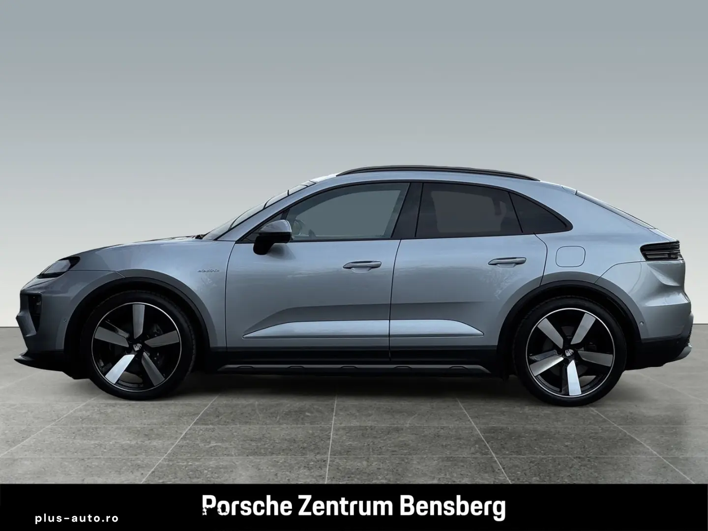 PORSCHE Macan 4 Electric