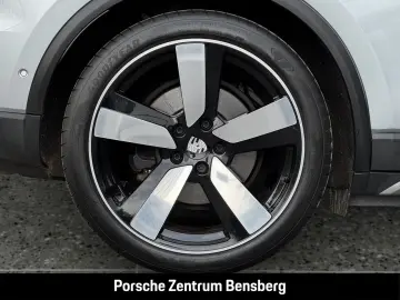 PORSCHE Macan 4 Electric