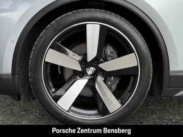 PORSCHE Macan 4 Electric