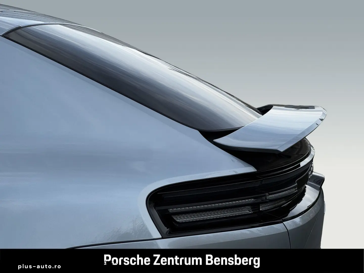 PORSCHE Macan 4 Electric
