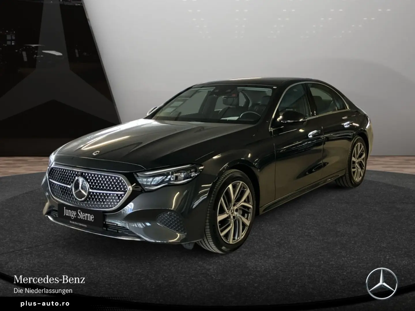 MERCEDES-BENZ E 300 de Avantgarde Adv.  PANO AHK FAHRASS 360