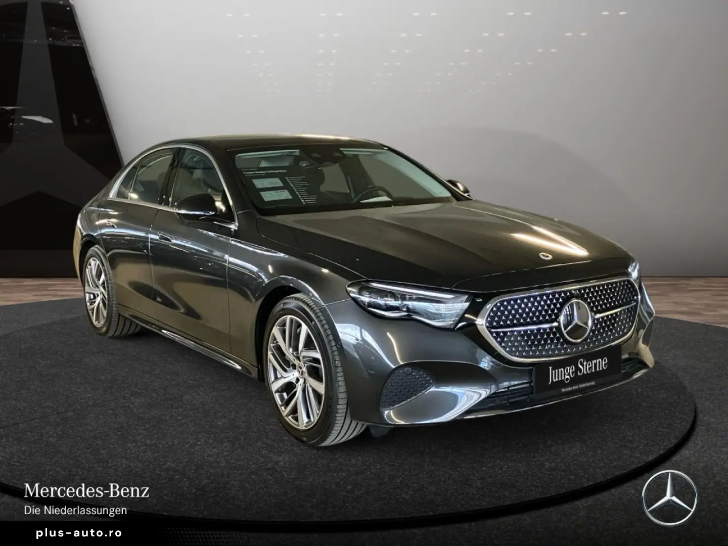 MERCEDES-BENZ E 300 de Avantgarde Adv.  PANO AHK FAHRASS 360