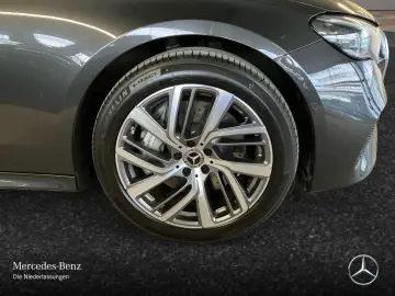 MERCEDES-BENZ E 300 de Avantgarde Adv.  PANO AHK FAHRASS 360
