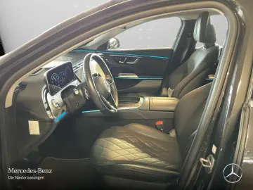 MERCEDES-BENZ E 300 de Avantgarde Adv.  PANO AHK FAHRASS 360