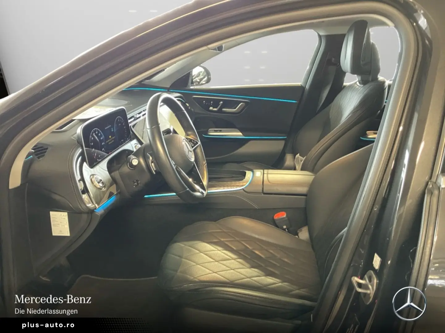MERCEDES-BENZ E 300 de Avantgarde Adv.  PANO AHK FAHRASS 360
