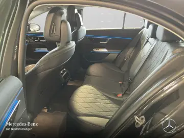MERCEDES-BENZ E 300 de Avantgarde Adv.  PANO AHK FAHRASS 360