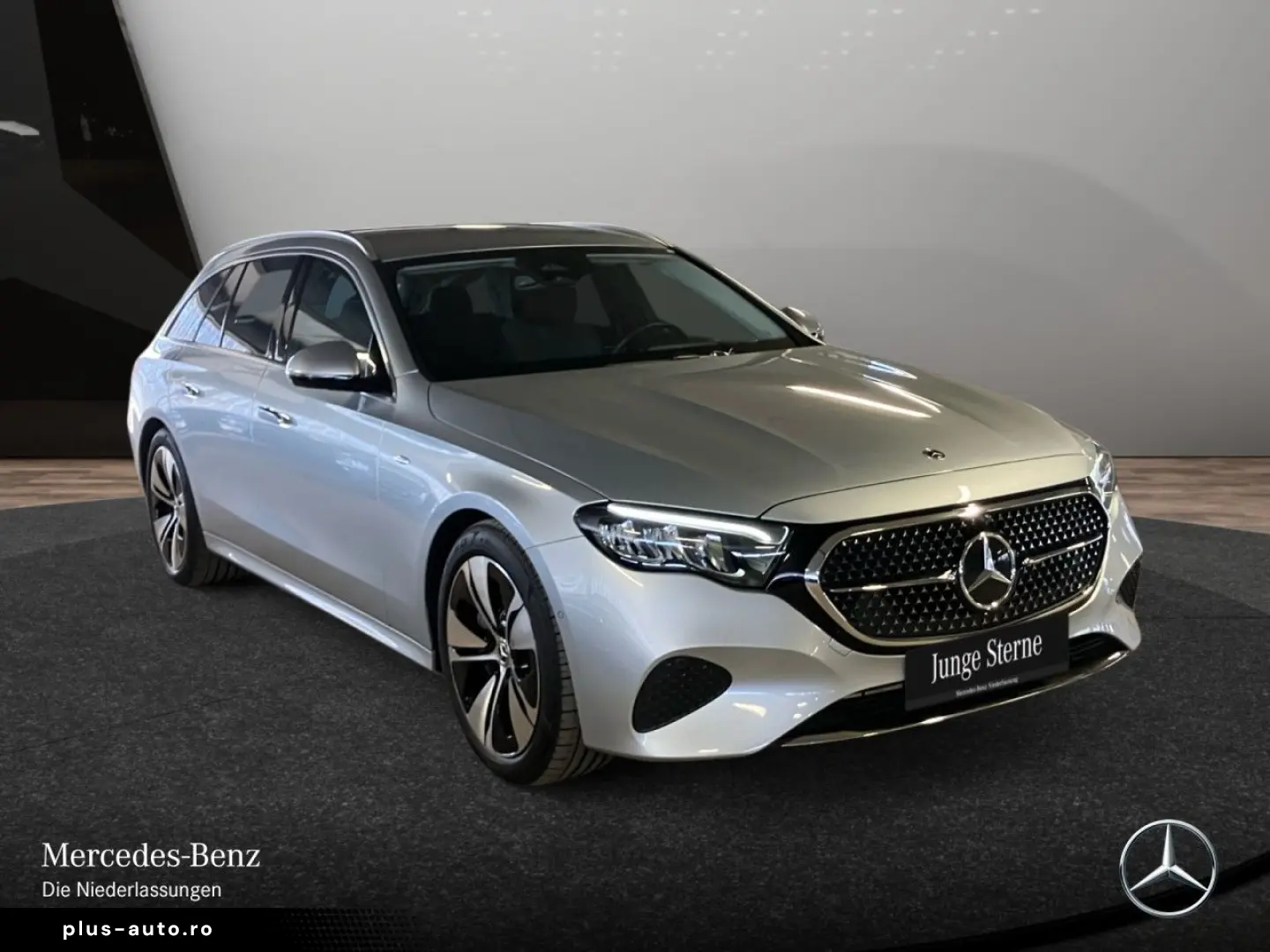 MERCEDES-BENZ E 300 e T Avantgarde Advanced AHK DIST&hellip;