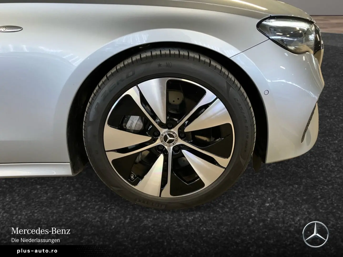 MERCEDES-BENZ E 300 e T Avantgarde Advanced AHK DIST&hellip;