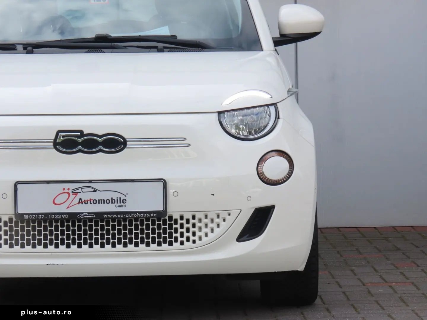 FIAT 500e 42 kWh Komfort-Paket Klimaauto. Carplay