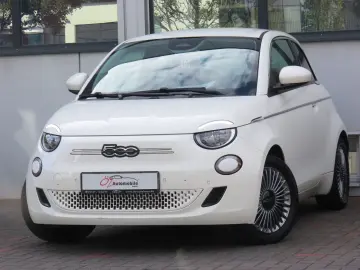 FIAT 500e 42 kWh Komfort-Paket Klimaauto. Carplay