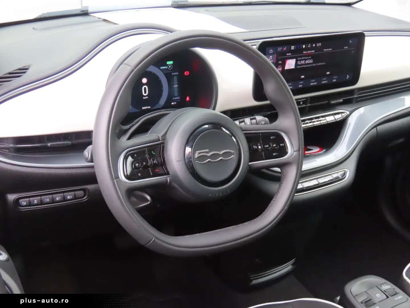 FIAT 500e 42 kWh Komfort-Paket Klimaauto. Carplay