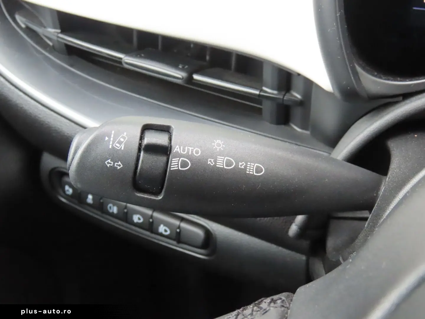 FIAT 500e 42 kWh Komfort-Paket Klimaauto. Carplay