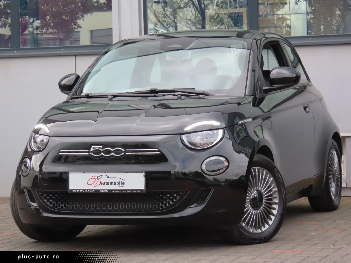 FIAT 500e Icon 42 kWh Klimaauto. CarPlay Touchscreen