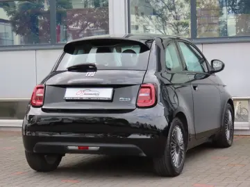 FIAT 500e Icon 42 kWh Klimaauto. CarPlay Touchscreen
