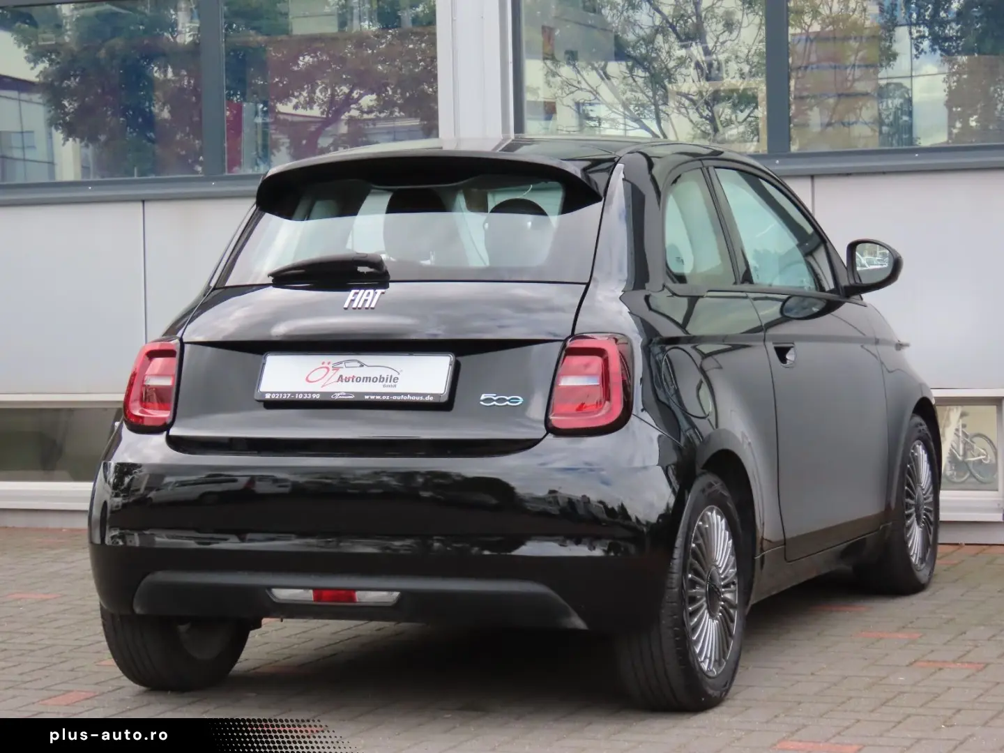 FIAT 500e Icon 42 kWh Klimaauto. CarPlay Touchscreen