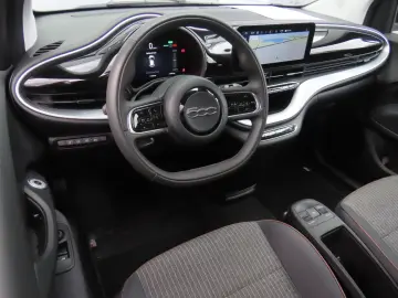 FIAT 500e Icon 42 kWh Klimaauto. CarPlay Touchscreen