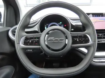 FIAT 500e Icon 42 kWh Klimaauto. CarPlay Touchscreen