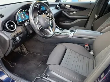 MERCEDES-BENZ GLC 200 d 4Matic Navi Rückfahrkamera LED