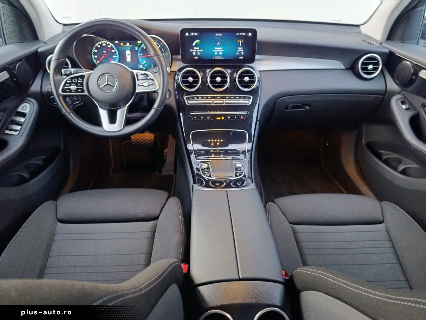 MERCEDES-BENZ GLC 200 d 4Matic Navi Rückfahrkamera LED