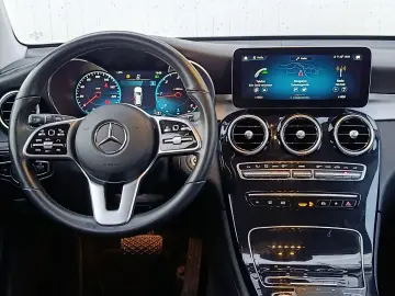MERCEDES-BENZ GLC 200 d 4Matic Navi Rückfahrkamera LED