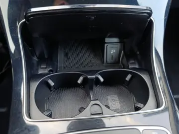 MERCEDES-BENZ GLC 200 d 4Matic Navi Rückfahrkamera LED