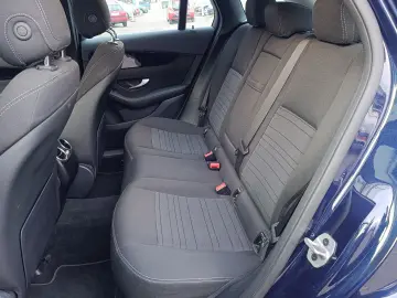 MERCEDES-BENZ GLC 200 d 4Matic Navi Rückfahrkamera LED