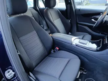 MERCEDES-BENZ GLC 200 d 4Matic Navi Rückfahrkamera LED