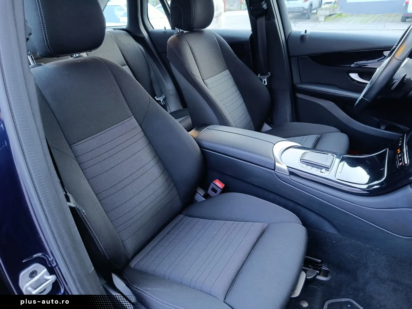 MERCEDES-BENZ GLC 200 d 4Matic Navi Rückfahrkamera LED