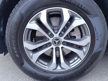 MERCEDES-BENZ GLC 200 d 4Matic Navi Rückfahrkamera LED