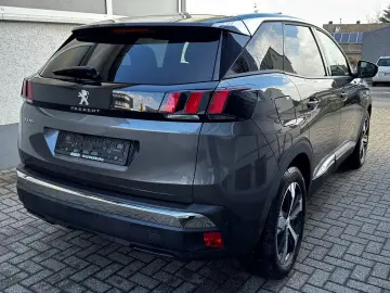 PEUGEOT 3008 Allure Pack   AZV
