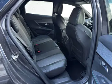 PEUGEOT 3008 Allure Pack   AZV