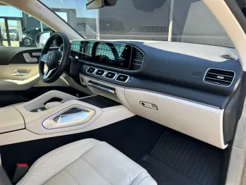 MERCEDES-BENZ GLE 400d 4MATIC COUPE AMG AIRMATIC