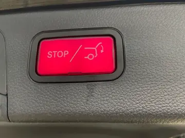 MERCEDES-BENZ GLC 200 d 4M Kam LED Navi SHZ PTS Temp