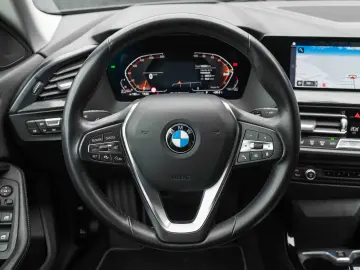 BMW Seria 2 218d Aut.