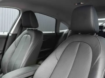 BMW Seria 2 218d Aut.
