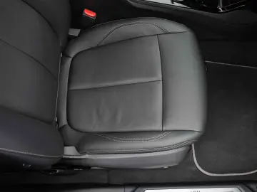BMW Seria 2 218d Aut.