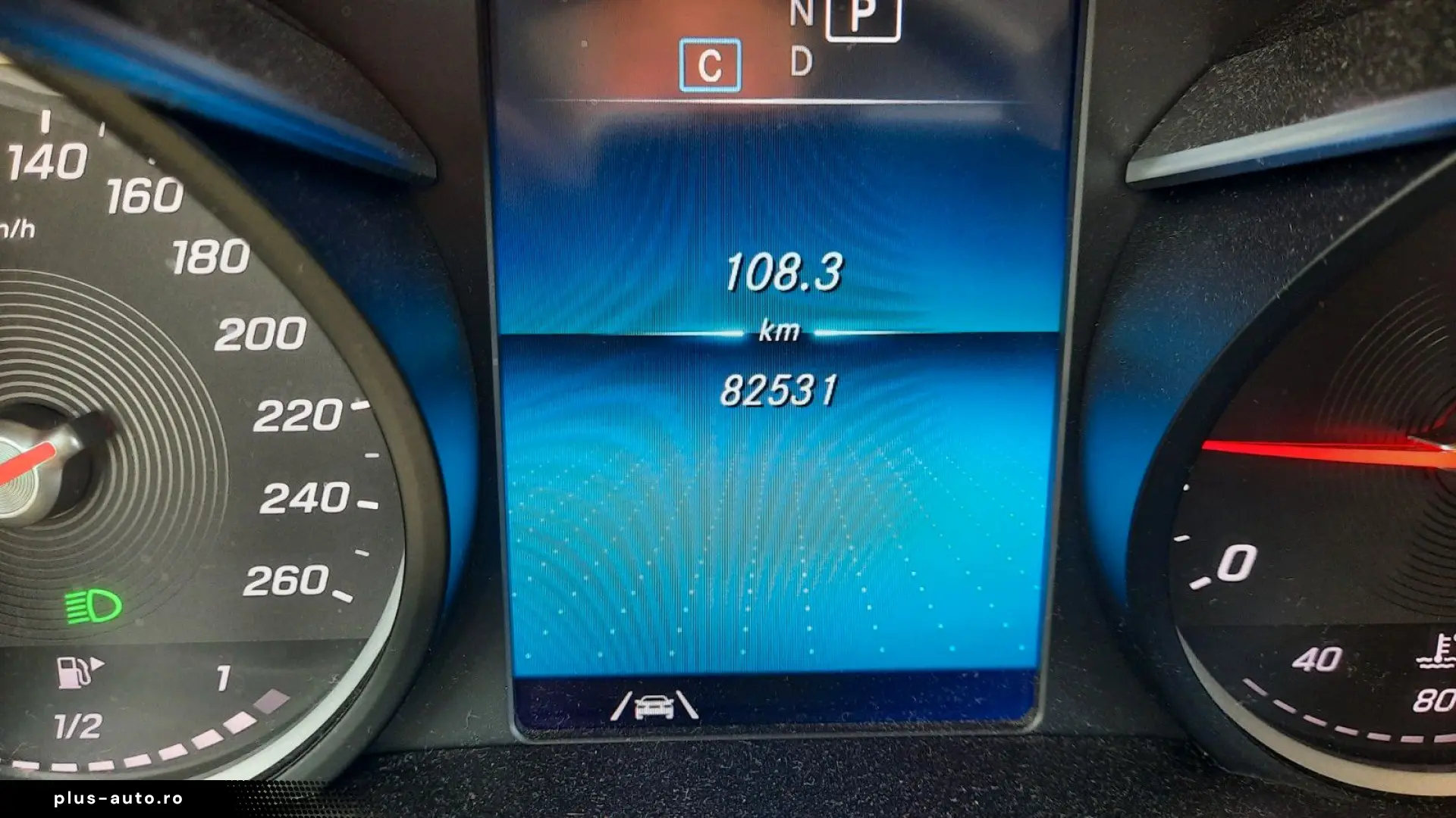 MERCEDES-BENZ GLC 220 d 4Matic  Distronic Spur Kamera 1Hand