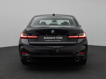 BMW 330d xD Lim. Kamera DAB Leder Alarm Sport 18Zoll