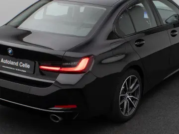 BMW 330d xD Lim. Kamera DAB Leder Alarm Sport 18Zoll